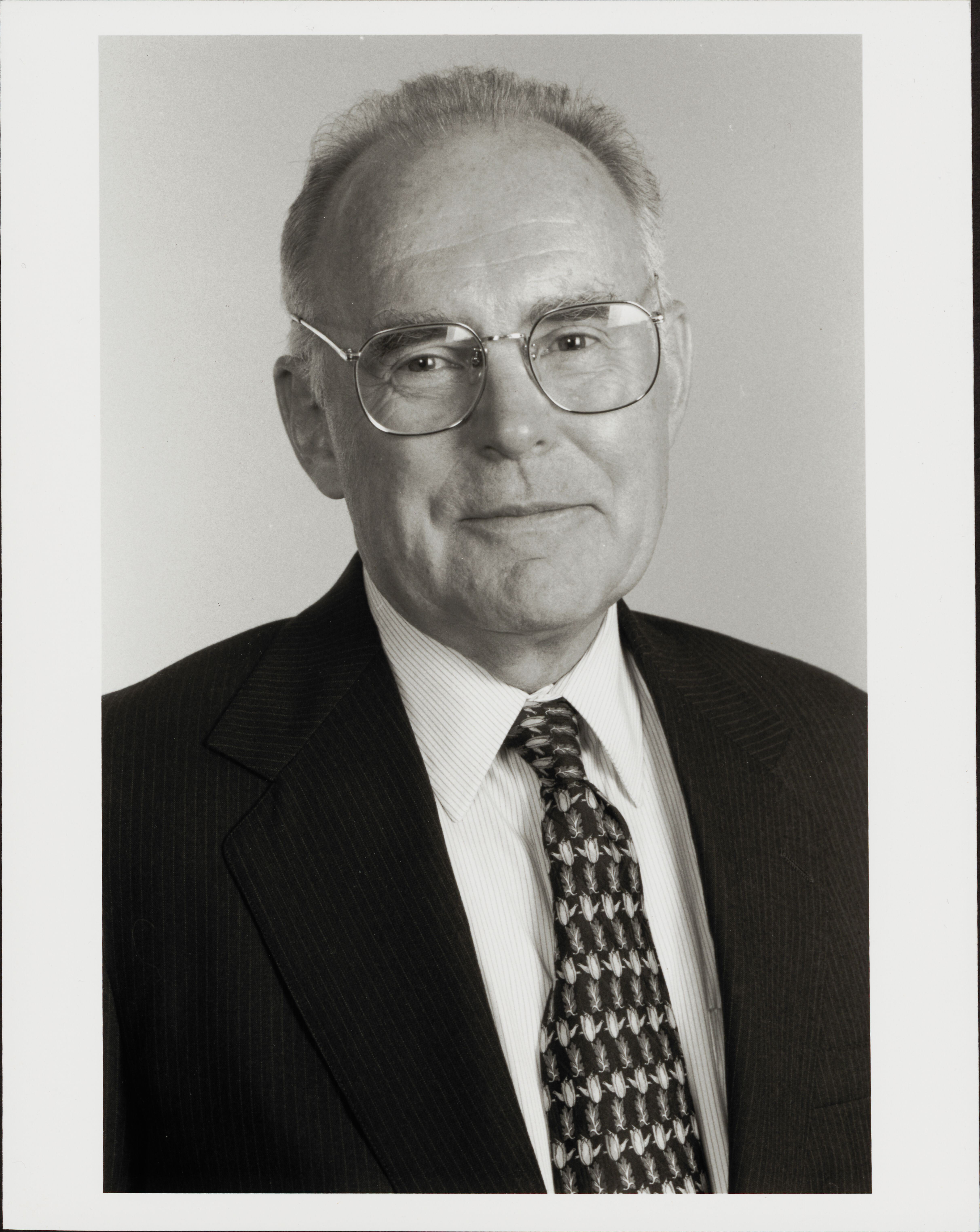 Gordon Moore - He Stood Alone Among Tech Titans