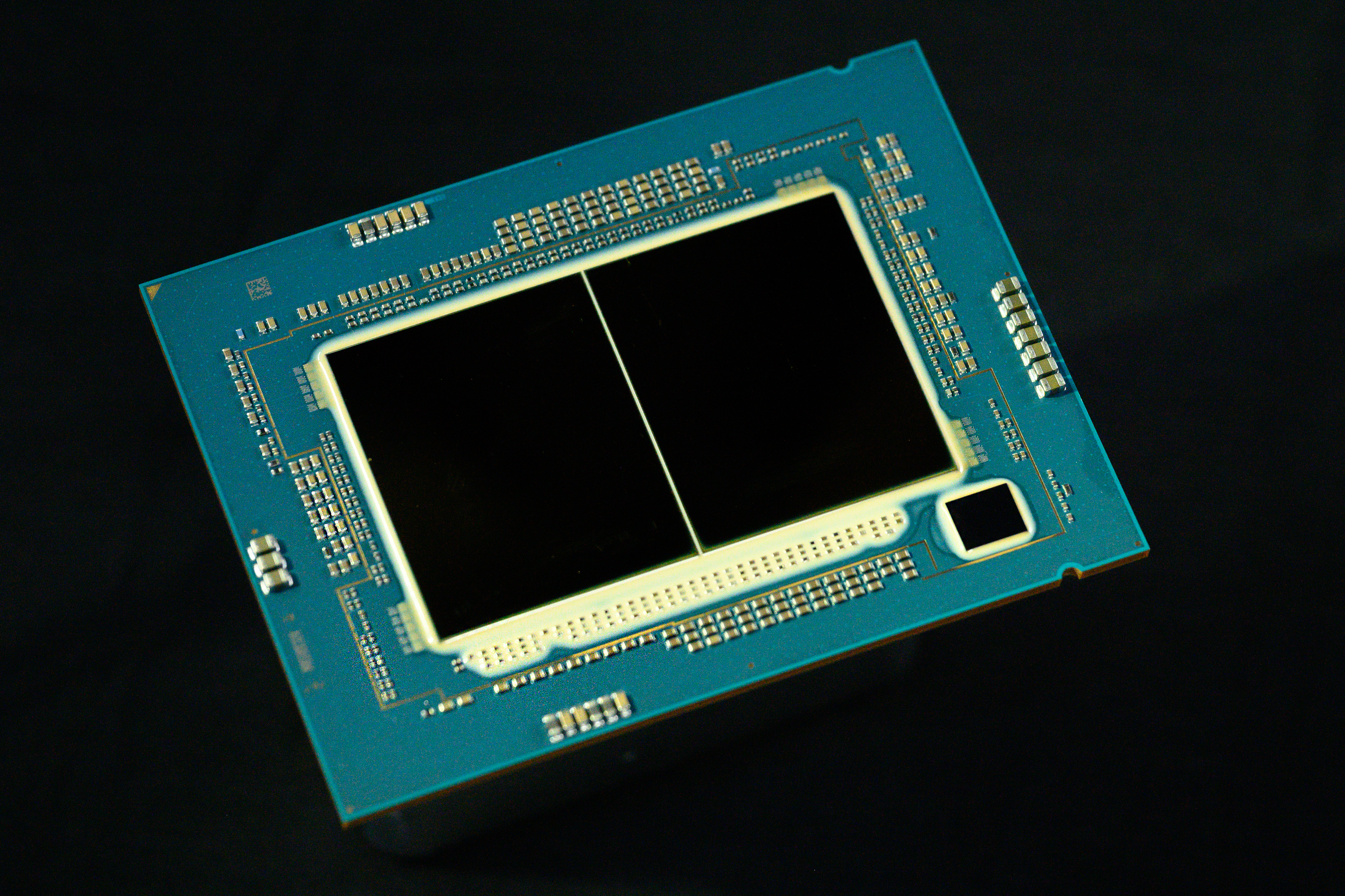 5th Gen Intel® Xeon® processors