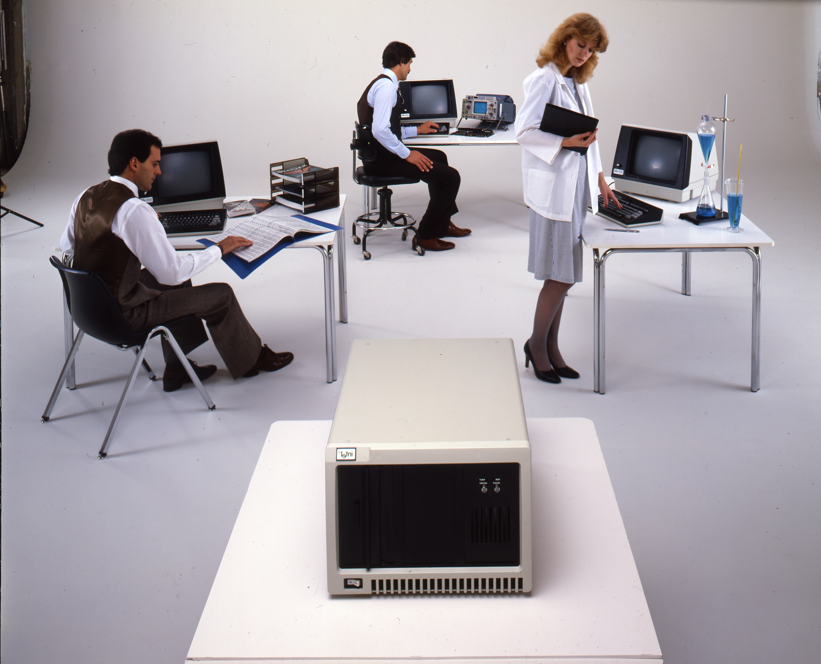 Expanding Intel's Systems Business 